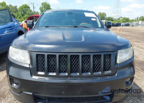2011 Jeep Grand Cherokee Overland from USA, damaged, VIN 1J4RR6GG6BC606336